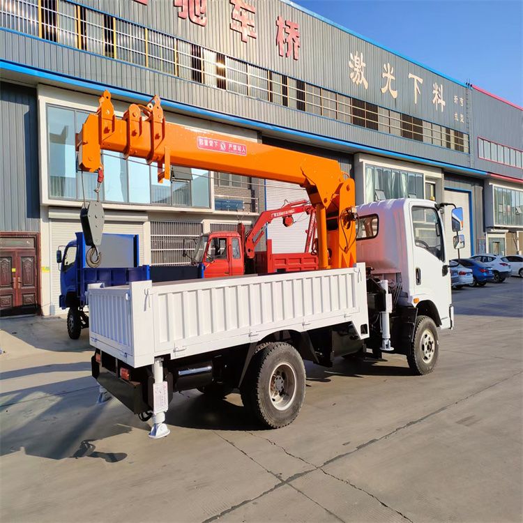 博野县三轮随车吊定制 农用改装机自备吊中瑞长期出售